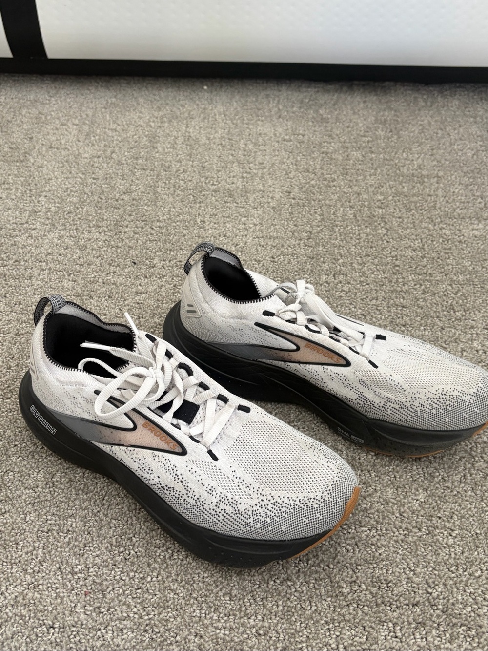 Men's Brooks Glycerine Stealthfit Running Shoes M 8 / W 9.5